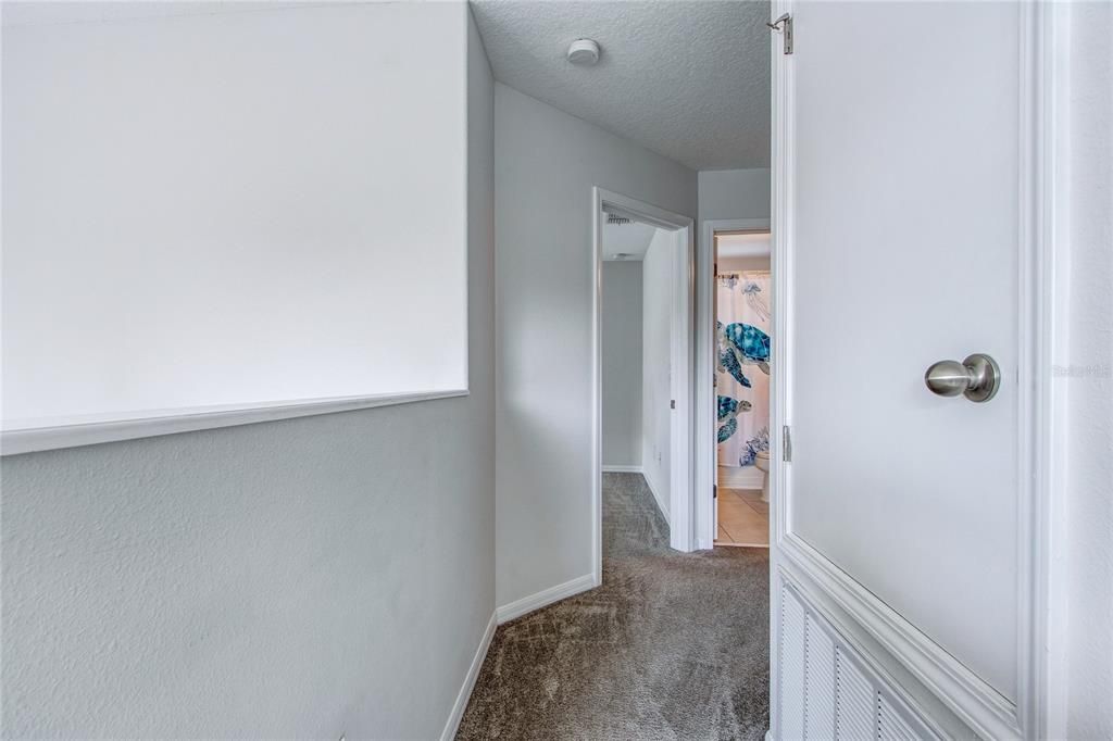 На продажу: $385,000 (3 спален, 2 ванн, 1816 Квадратных фут)