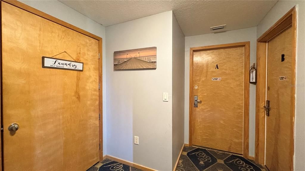 For Sale: $220,000 (2 beds, 2 baths, 1250 Square Feet)