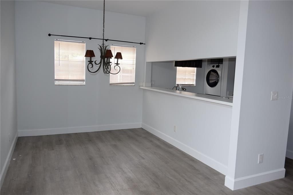En Venta: $329,000 (2 camas, 2 baños, 1120 Pies cuadrados)