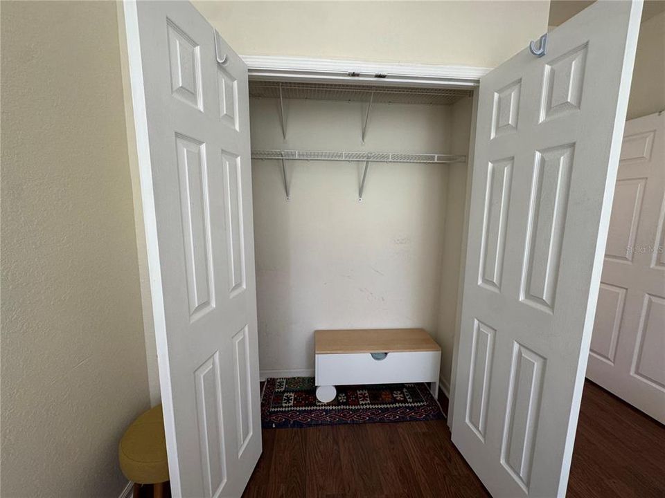 На продажу: $225,000 (3 спален, 2 ванн, 1276 Квадратных фут)
