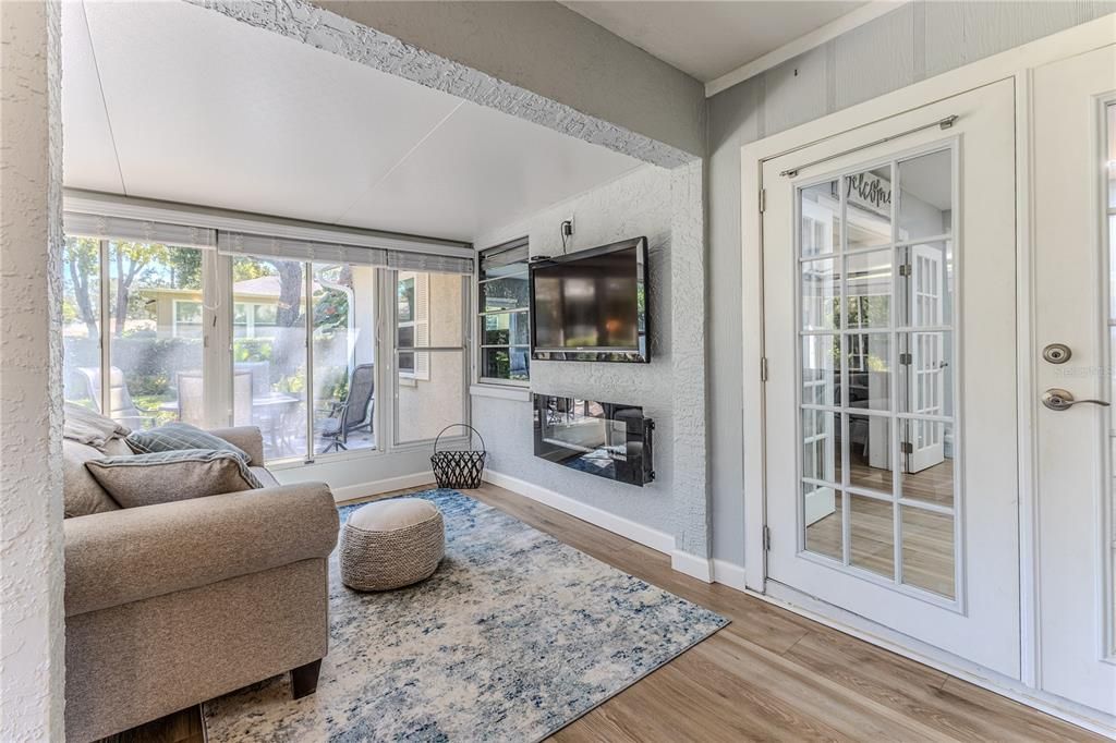 Active With Contract: $275,000 (2 beds, 2 baths, 1742 Square Feet)