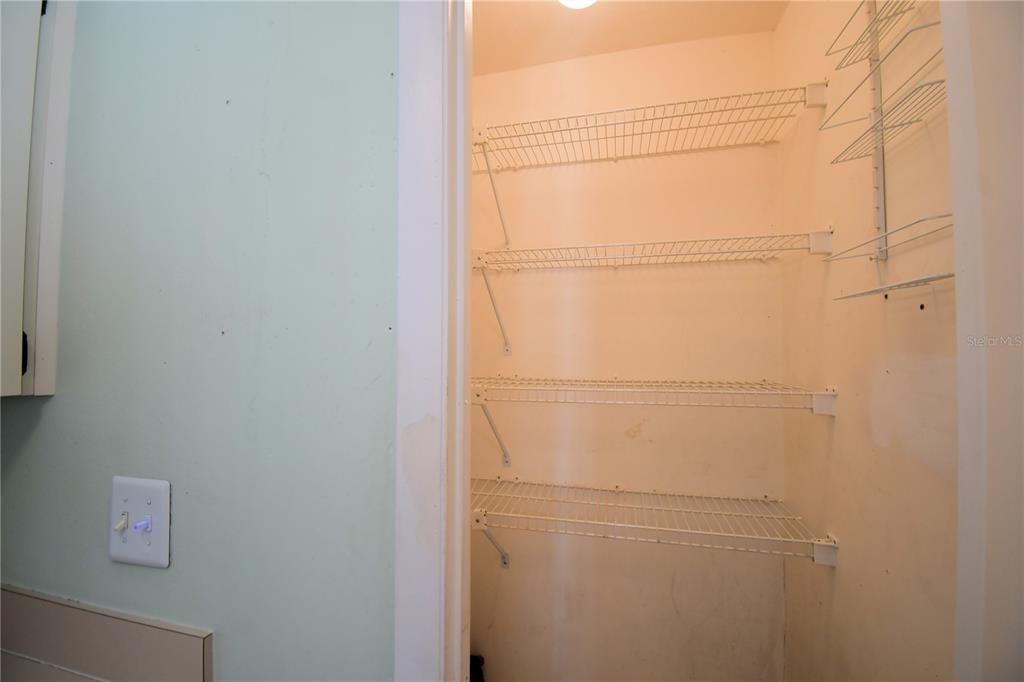 En Venta: $254,900 (3 camas, 2 baños, 1249 Pies cuadrados)