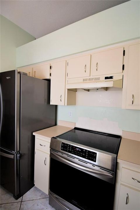 En Venta: $254,900 (3 camas, 2 baños, 1249 Pies cuadrados)