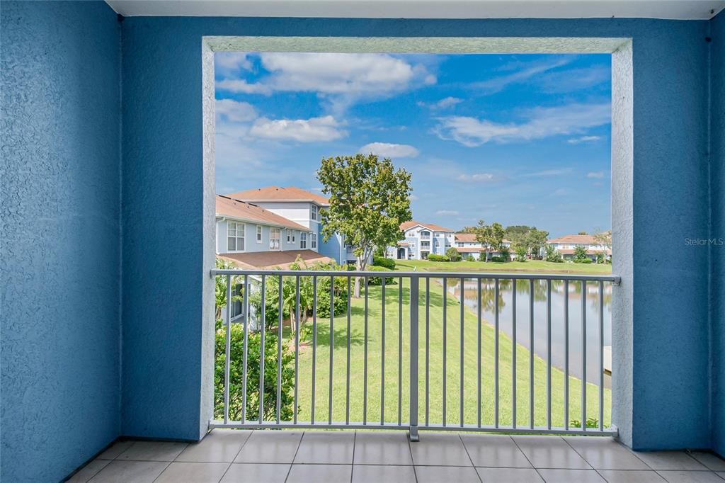 На продажу: $225,000 (2 спален, 2 ванн, 1012 Квадратных фут)
