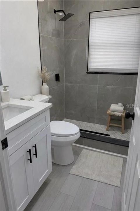 На продажу: $349,900 (3 спален, 2 ванн, 1056 Квадратных фут)