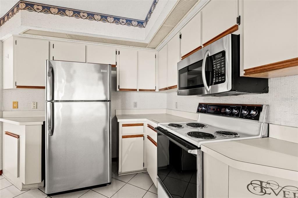 En Venta: $270,000 (3 camas, 2 baños, 1763 Pies cuadrados)