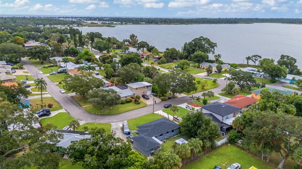 На продажу: $290,000 (2 спален, 1 ванн, 1067 Квадратных фут)