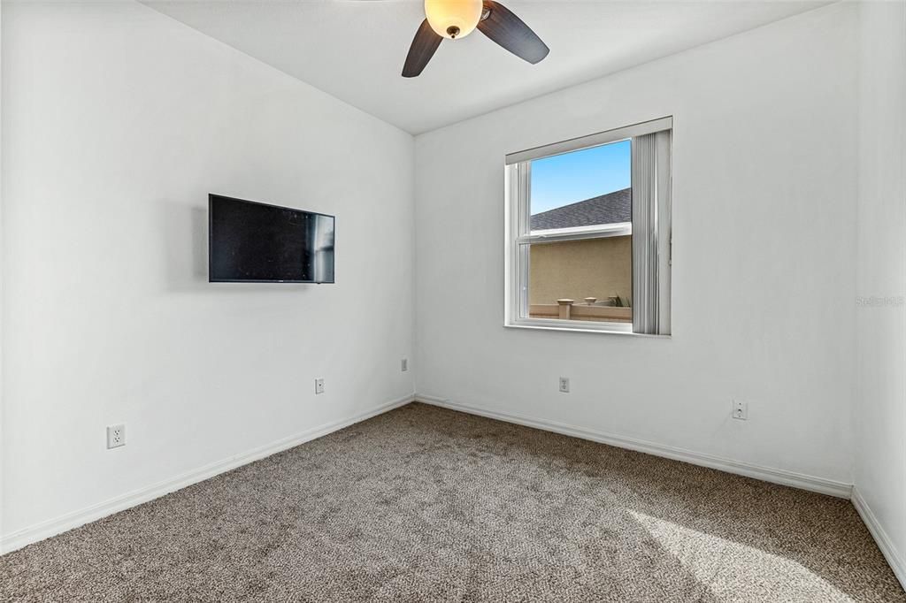 For Sale: $450,000 (3 beds, 2 baths, 1810 Square Feet)