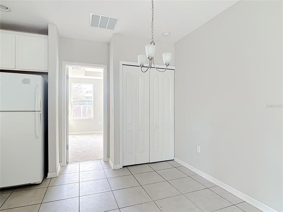En Venta: $264,900 (3 camas, 2 baños, 1606 Pies cuadrados)