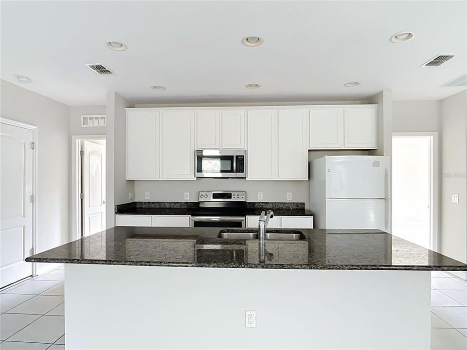 En Venta: $264,900 (3 camas, 2 baños, 1606 Pies cuadrados)