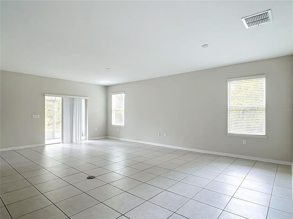 En Venta: $264,900 (3 camas, 2 baños, 1606 Pies cuadrados)