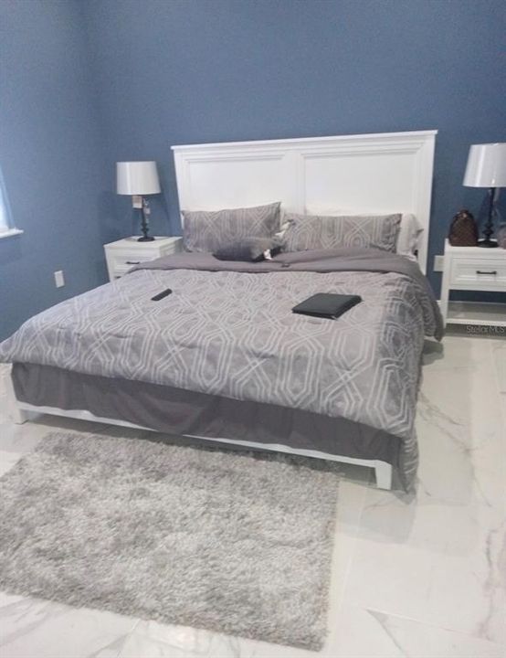 En Renta: $2,400 (3 camas, 2 baños, 2282 Pies cuadrados)