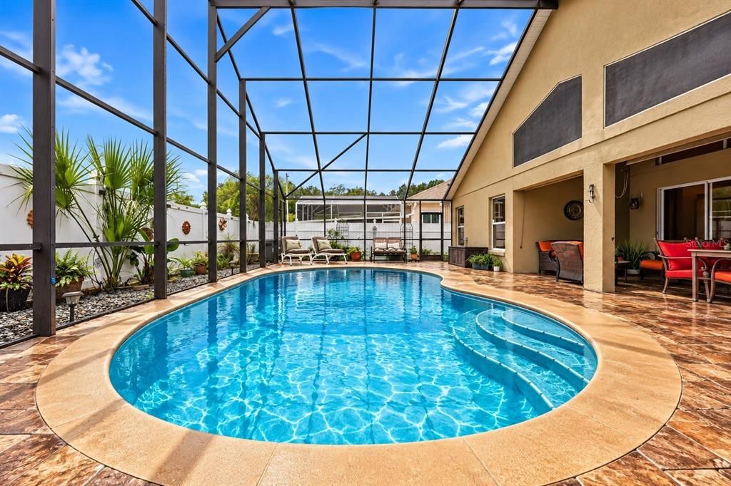 Activo con contrato: $440,000 (3 camas, 2 baños, 1843 Pies cuadrados)