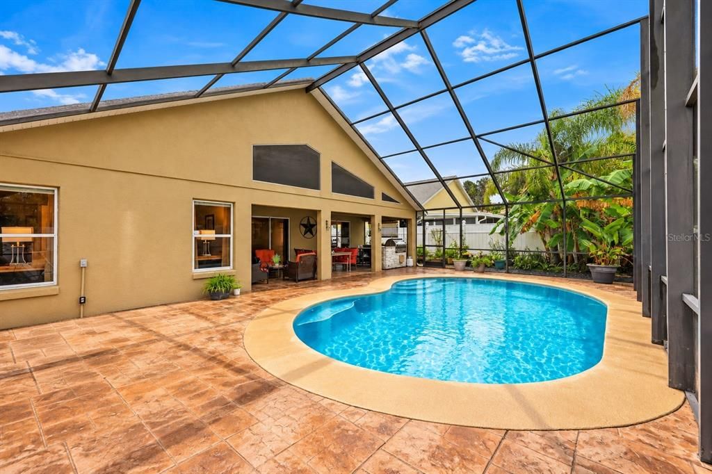 Activo con contrato: $440,000 (3 camas, 2 baños, 1843 Pies cuadrados)