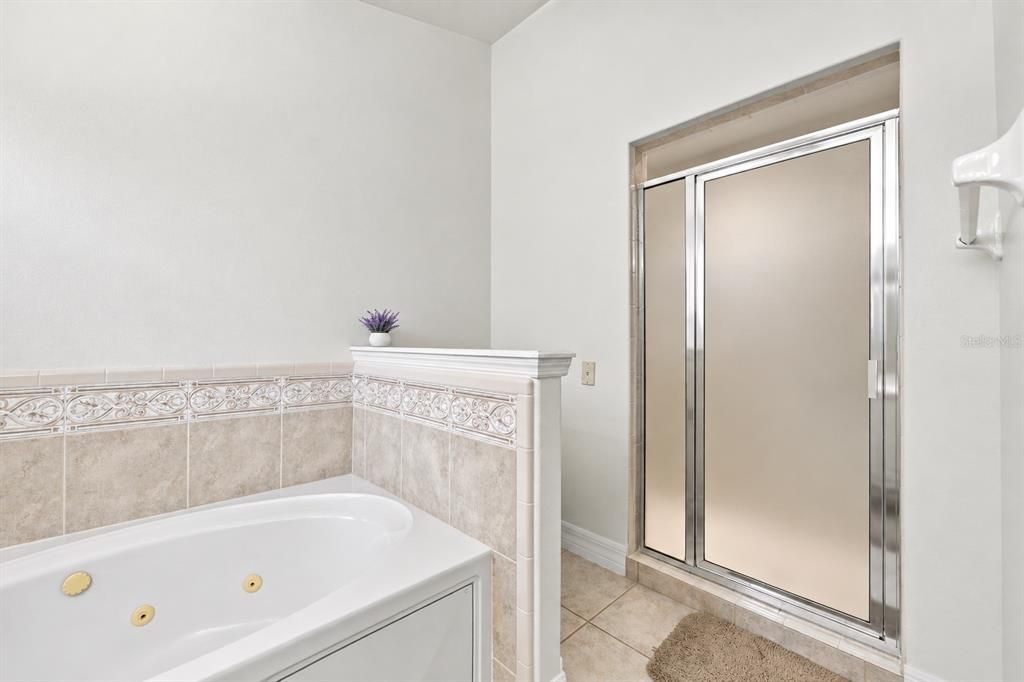 Activo con contrato: $440,000 (3 camas, 2 baños, 1843 Pies cuadrados)