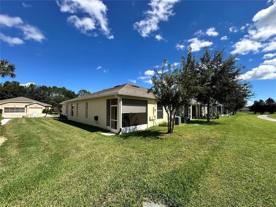For Sale: $295,000 (2 beds, 2 baths, 1378 Square Feet)