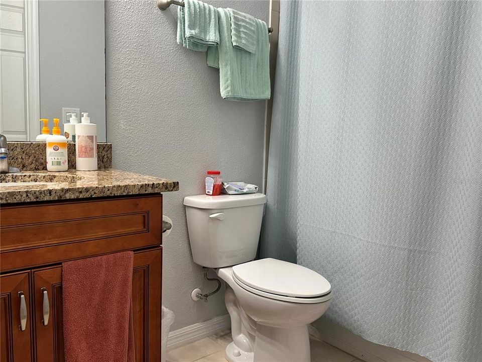 For Sale: $295,000 (2 beds, 2 baths, 1378 Square Feet)