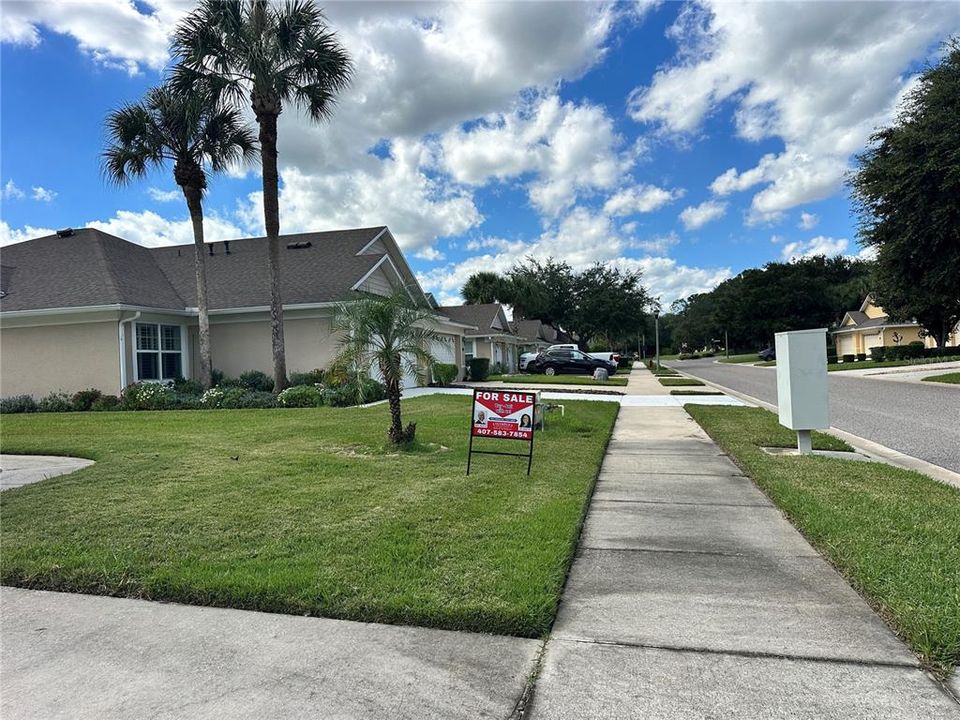 For Sale: $295,000 (2 beds, 2 baths, 1378 Square Feet)
