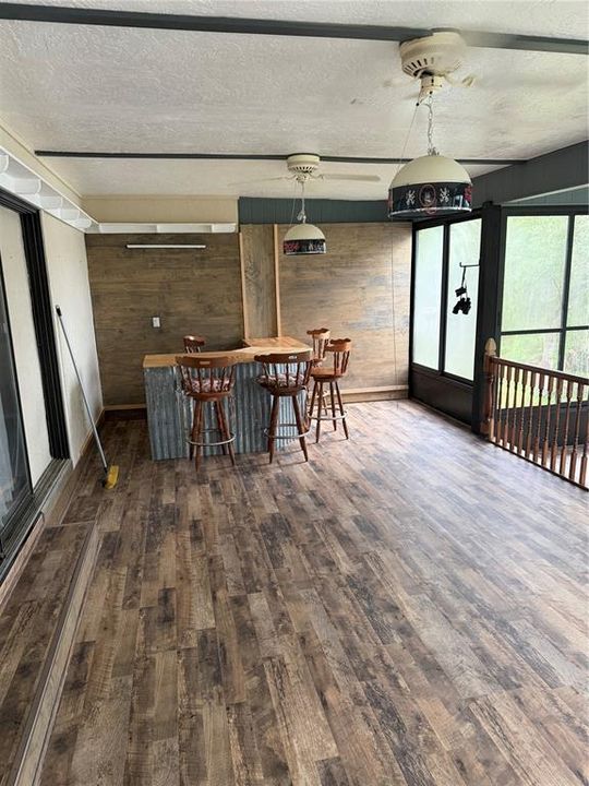 For Sale: $385,000 (3 beds, 2 baths, 2168 Square Feet)