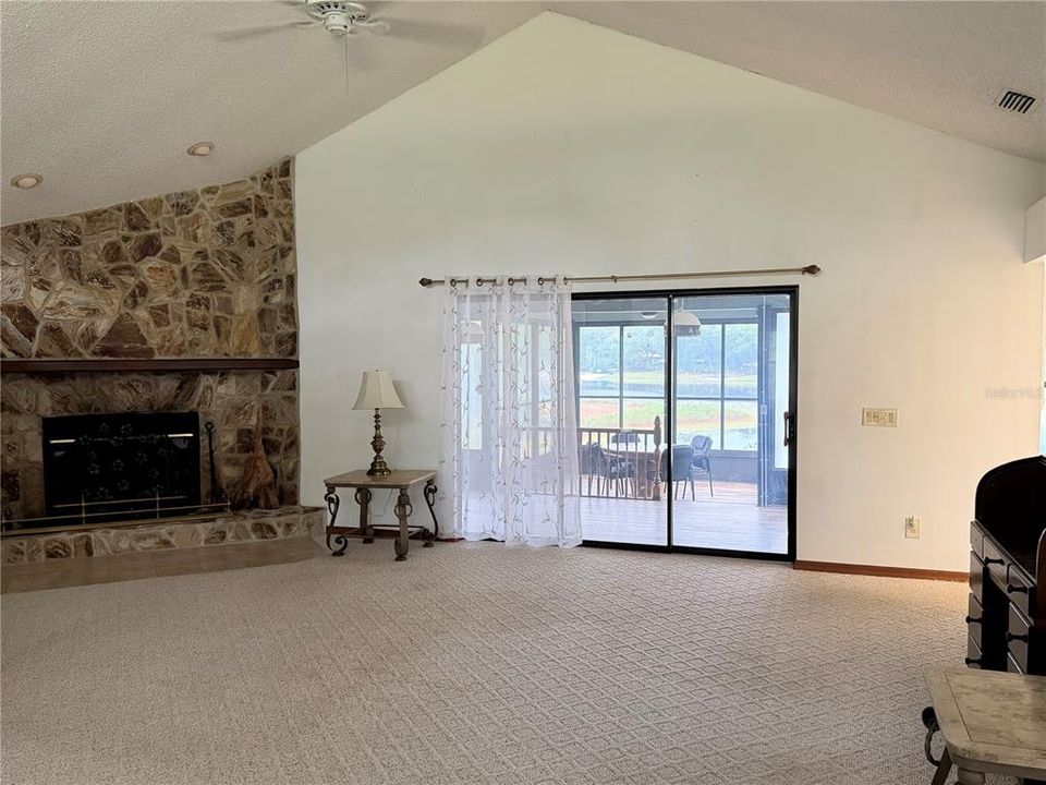 For Sale: $385,000 (3 beds, 2 baths, 2168 Square Feet)