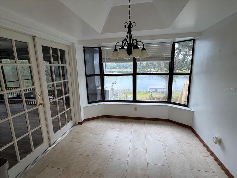 For Sale: $385,000 (3 beds, 2 baths, 2168 Square Feet)
