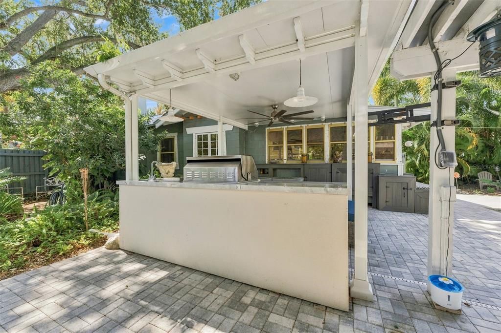 На продажу: $915,000 (3 спален, 3 ванн, 1444 Квадратных фут)