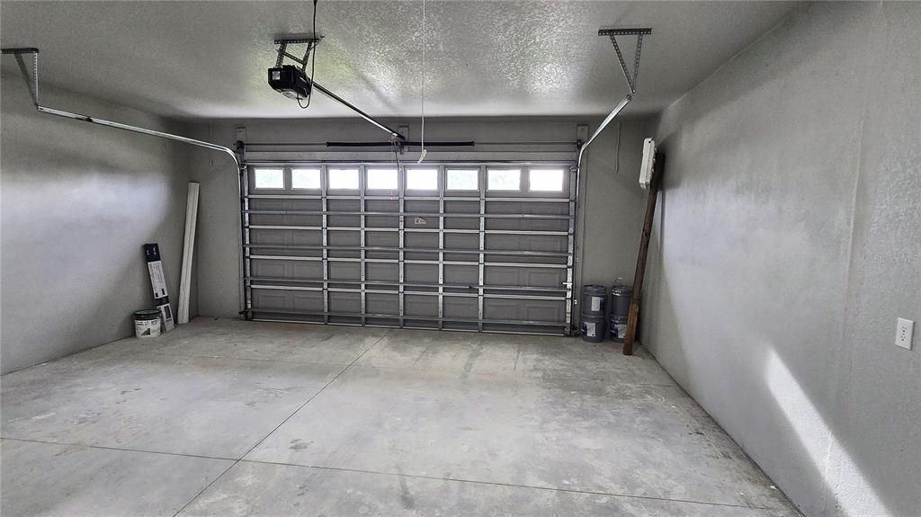 For Sale: $319,900 (3 beds, 3 baths, 1505 Square Feet)