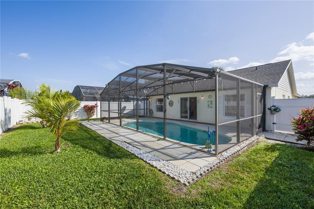 На продажу: $379,900 (3 спален, 2 ванн, 1228 Квадратных фут)