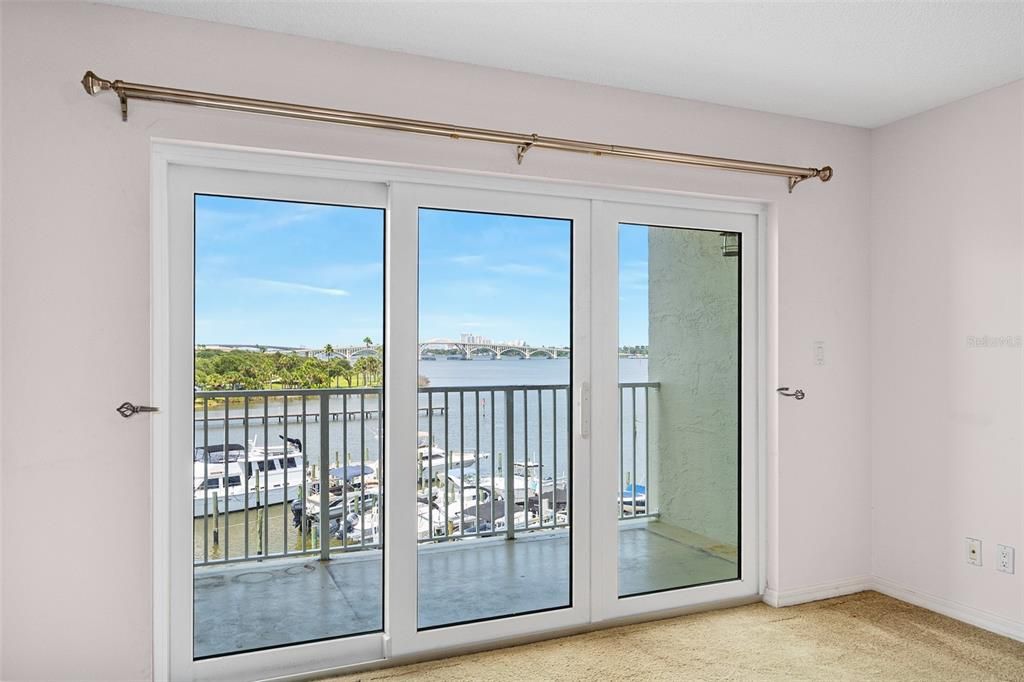 En Venta: $299,900 (2 camas, 2 baños, 1512 Pies cuadrados)