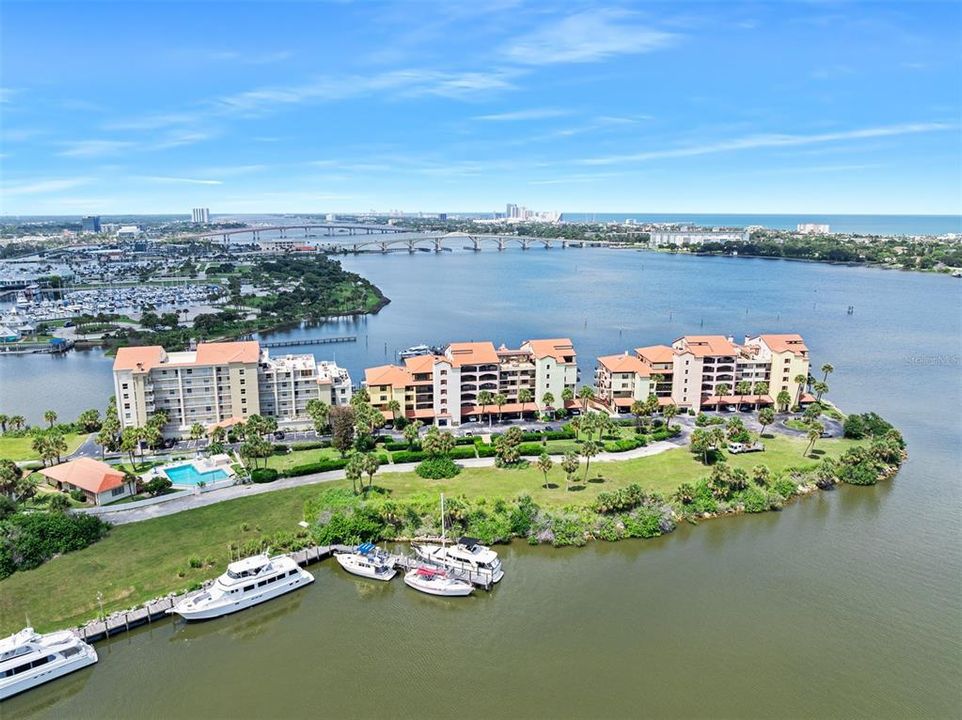 En Venta: $299,900 (2 camas, 2 baños, 1512 Pies cuadrados)