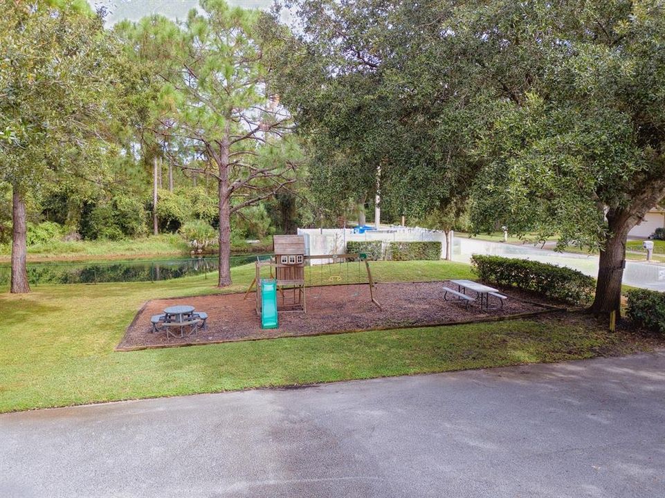 For Sale: $329,000 (3 beds, 2 baths, 1691 Square Feet)