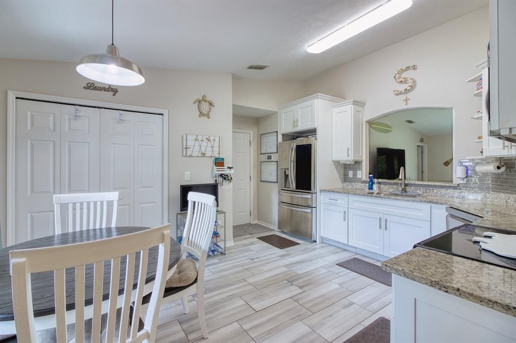 For Sale: $329,000 (3 beds, 2 baths, 1691 Square Feet)