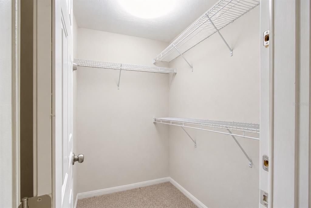 For Sale: $329,000 (3 beds, 2 baths, 1691 Square Feet)