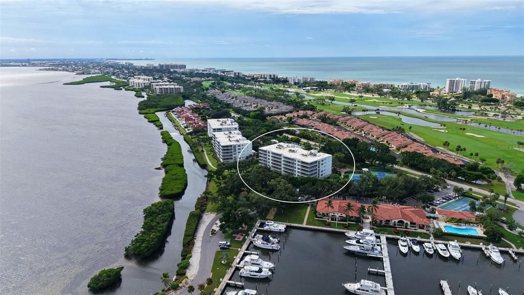 На продажу: $1,400,000 (3 спален, 3 ванн, 3083 Квадратных фут)