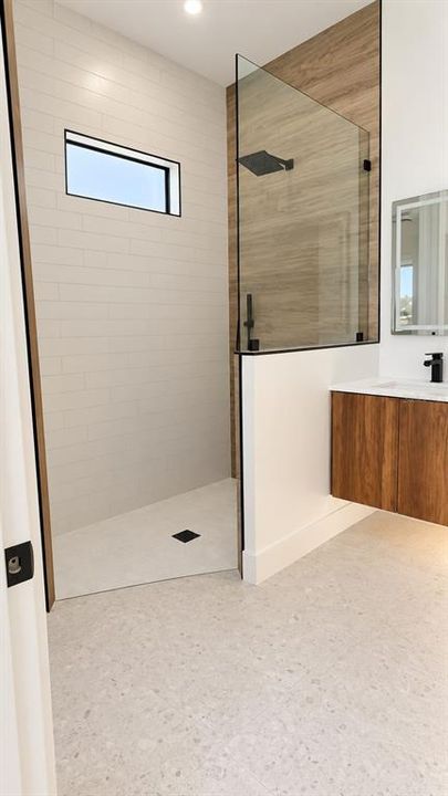 En Venta: $375,000 (3 camas, 2 baños, 1638 Pies cuadrados)