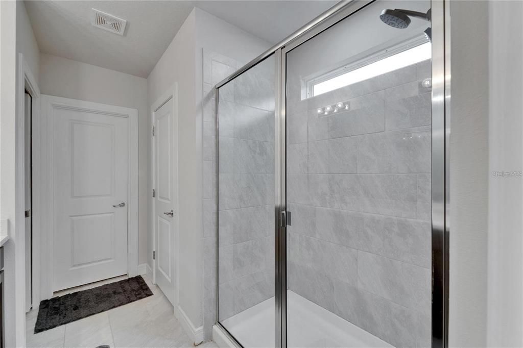 For Sale: $495,000 (4 beds, 3 baths, 2894 Square Feet)
