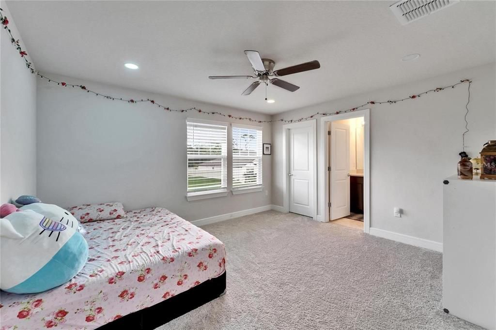 For Sale: $495,000 (4 beds, 3 baths, 2894 Square Feet)