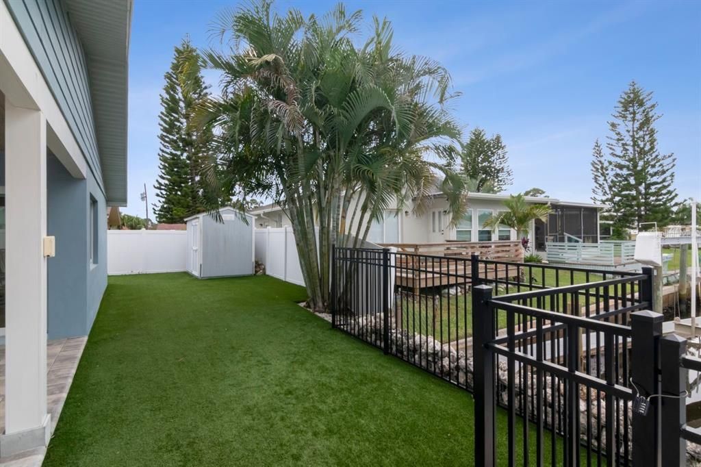 En Venta: $840,000 (3 camas, 3 baños, 1947 Pies cuadrados)