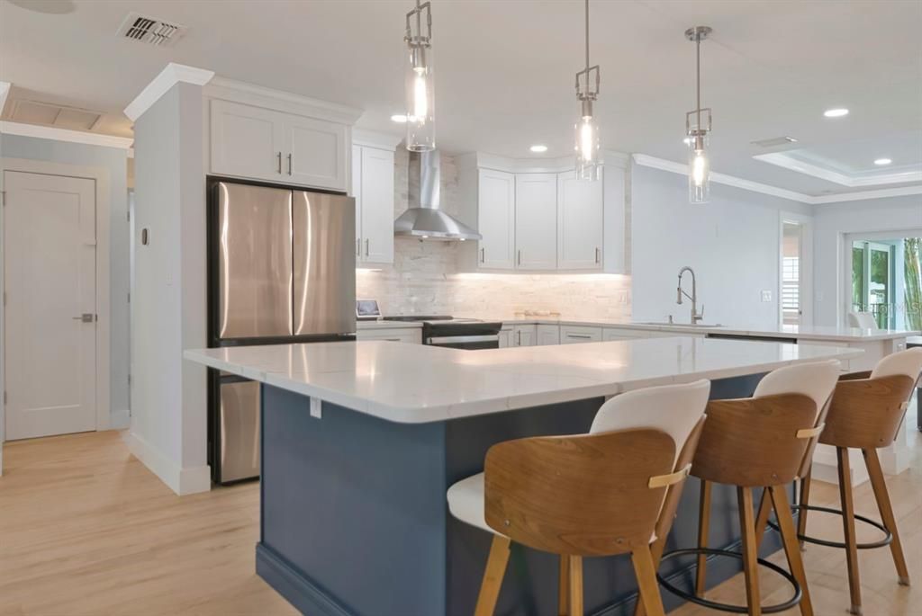 En Venta: $840,000 (3 camas, 3 baños, 1947 Pies cuadrados)