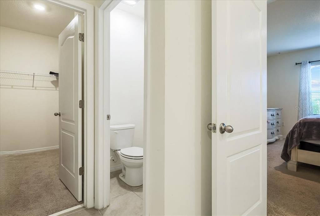 На продажу: $324,900 (4 спален, 2 ванн, 1830 Квадратных фут)