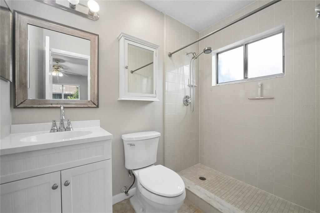 En Venta: $289,900 (3 camas, 2 baños, 1230 Pies cuadrados)