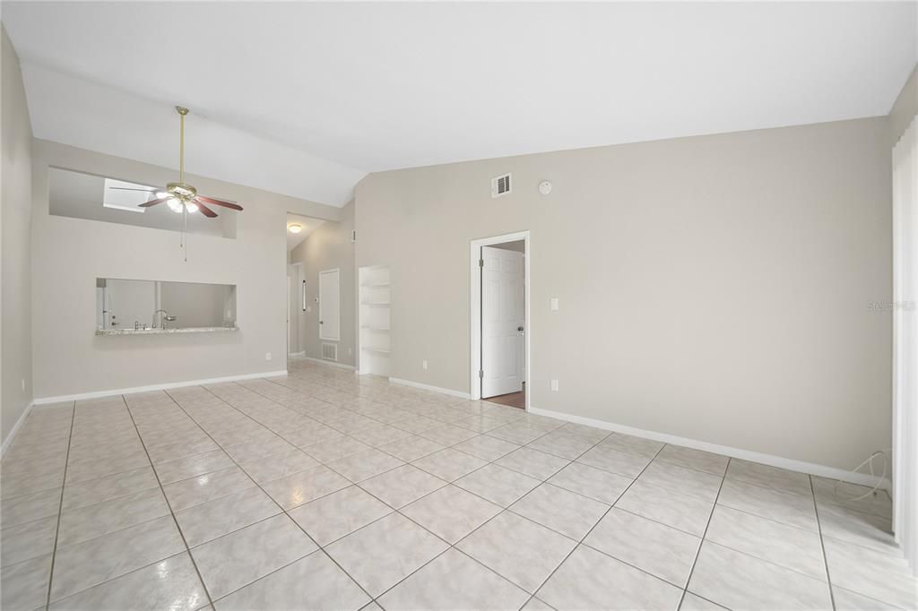 En Venta: $289,900 (3 camas, 2 baños, 1230 Pies cuadrados)