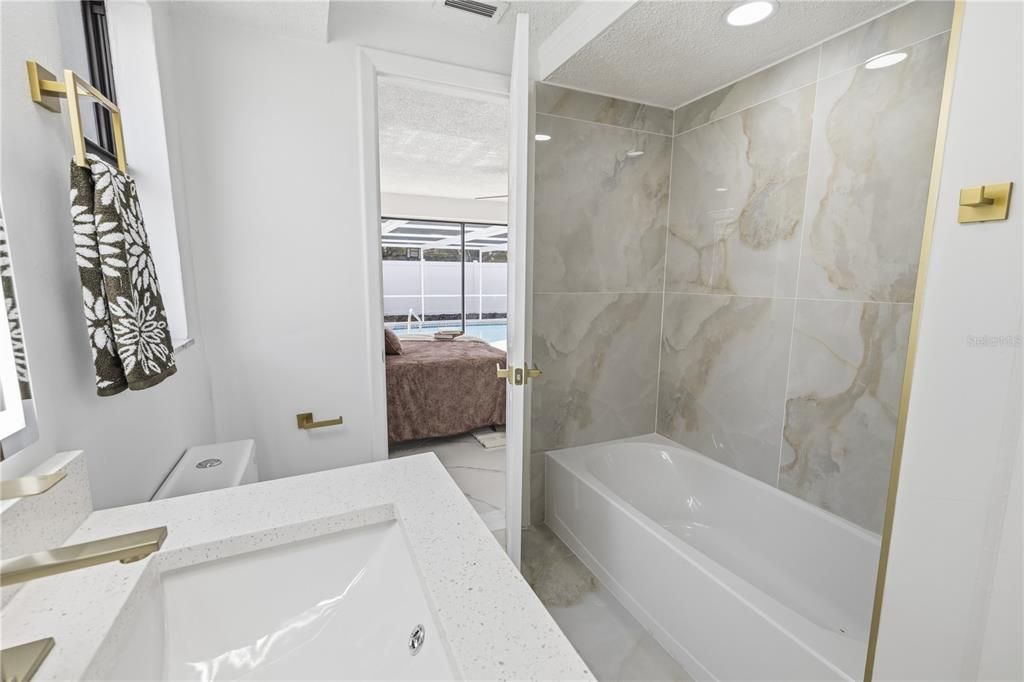 En Venta: $345,000 (3 camas, 2 baños, 1442 Pies cuadrados)
