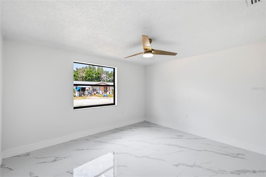 En Venta: $345,000 (3 camas, 2 baños, 1442 Pies cuadrados)