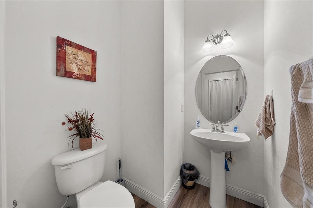 На продажу: $249,900 (3 спален, 2 ванн, 1640 Квадратных фут)