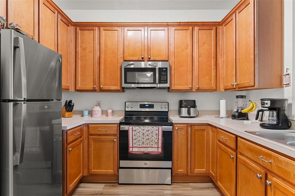 На продажу: $249,900 (3 спален, 2 ванн, 1640 Квадратных фут)