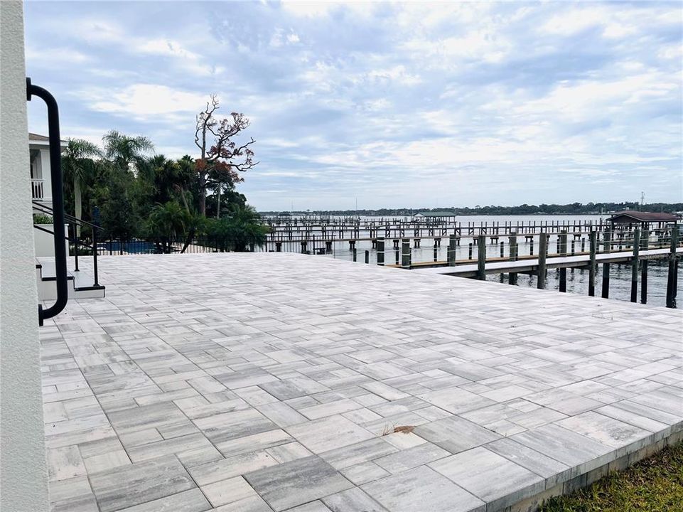 For Sale: $3,149,000 (5 beds, 5 baths, 4899 Square Feet)