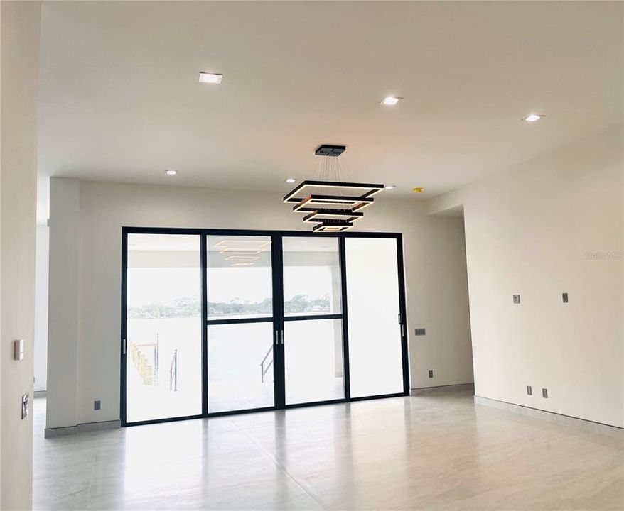 For Sale: $3,149,000 (5 beds, 5 baths, 4899 Square Feet)