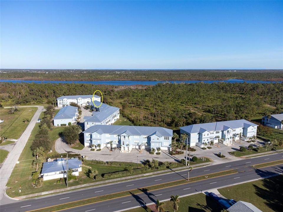En Venta: $255,000 (3 camas, 2 baños, 2044 Pies cuadrados)