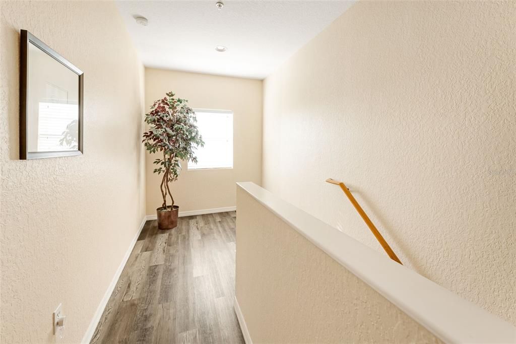 En Venta: $255,000 (3 camas, 2 baños, 2044 Pies cuadrados)